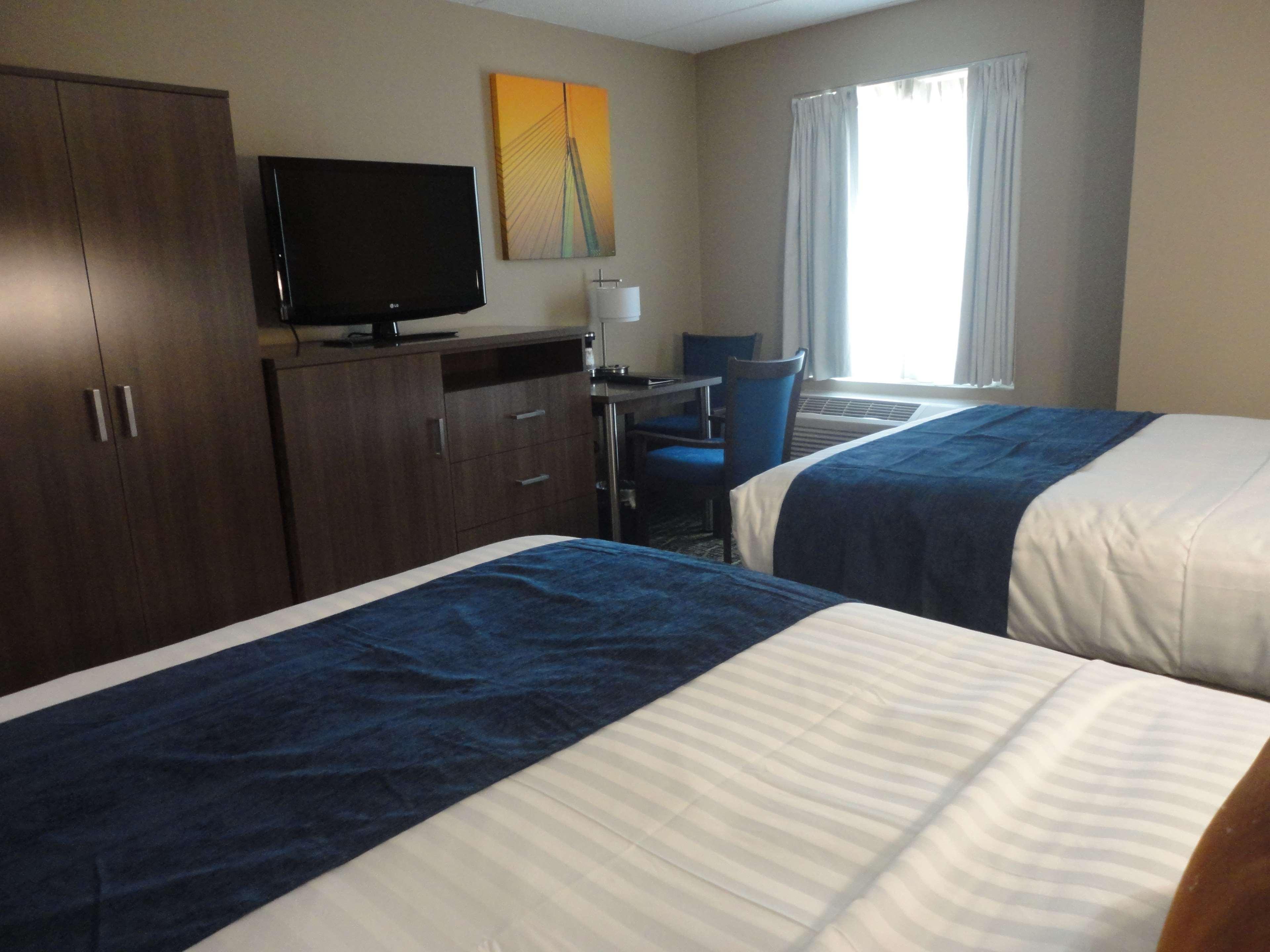 Best Western Plus New Englander Woburn Exterior photo