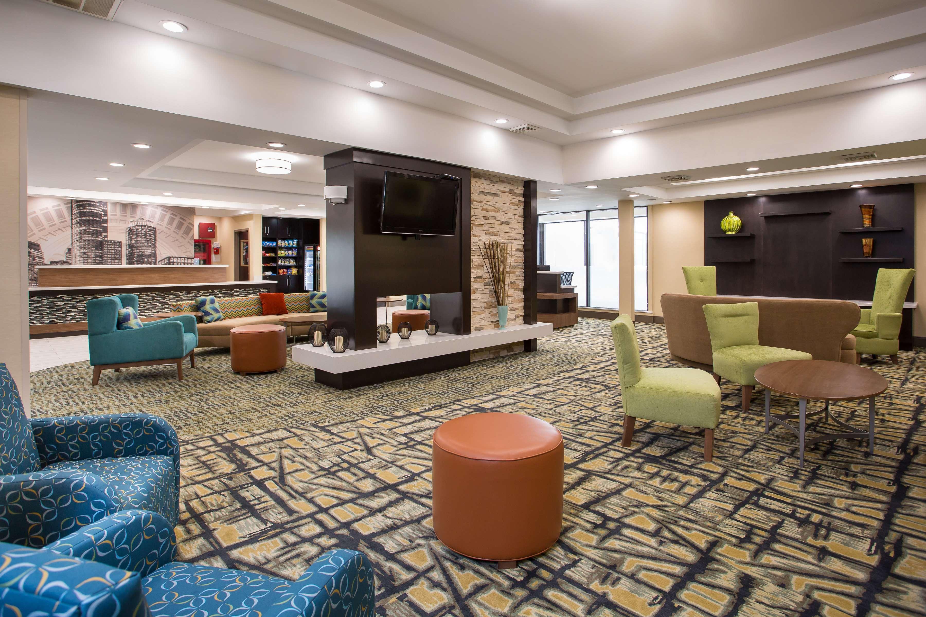 Best Western Plus New Englander Woburn Exterior photo