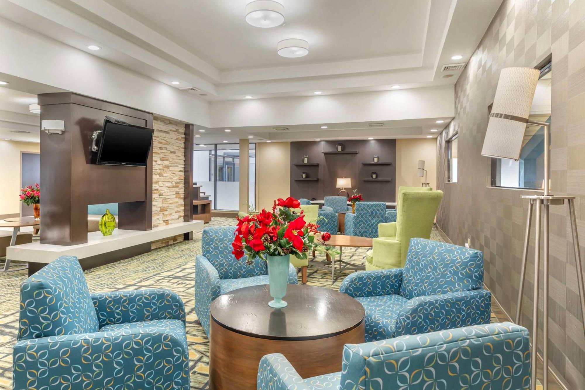 Best Western Plus New Englander Woburn Exterior photo