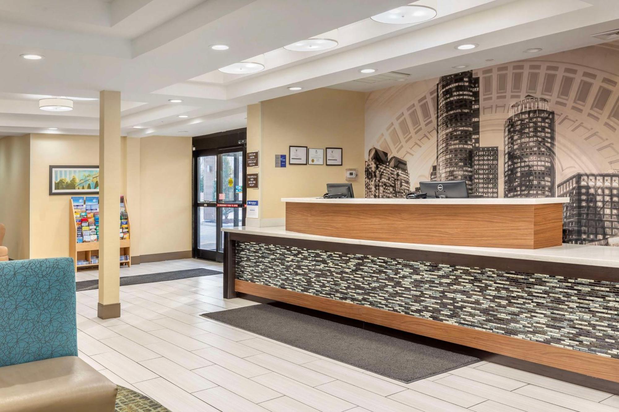 Best Western Plus New Englander Woburn Exterior photo