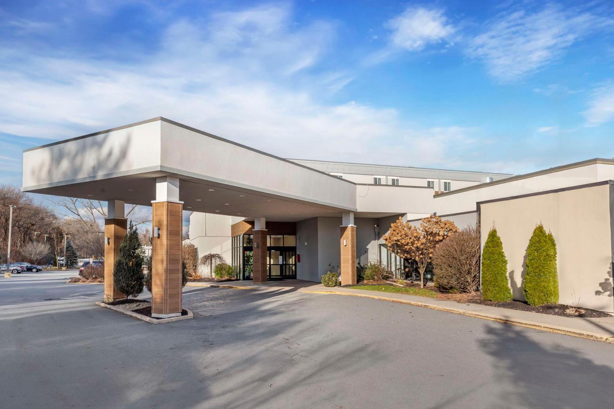 Best Western Plus New Englander Woburn Exterior photo
